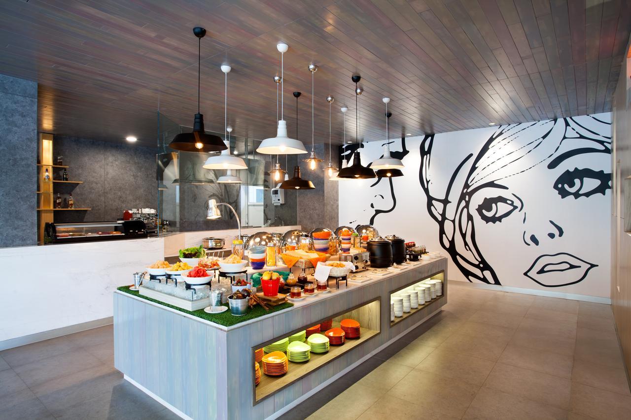 Ibis Styles Jakarta Sunter Екстериор снимка